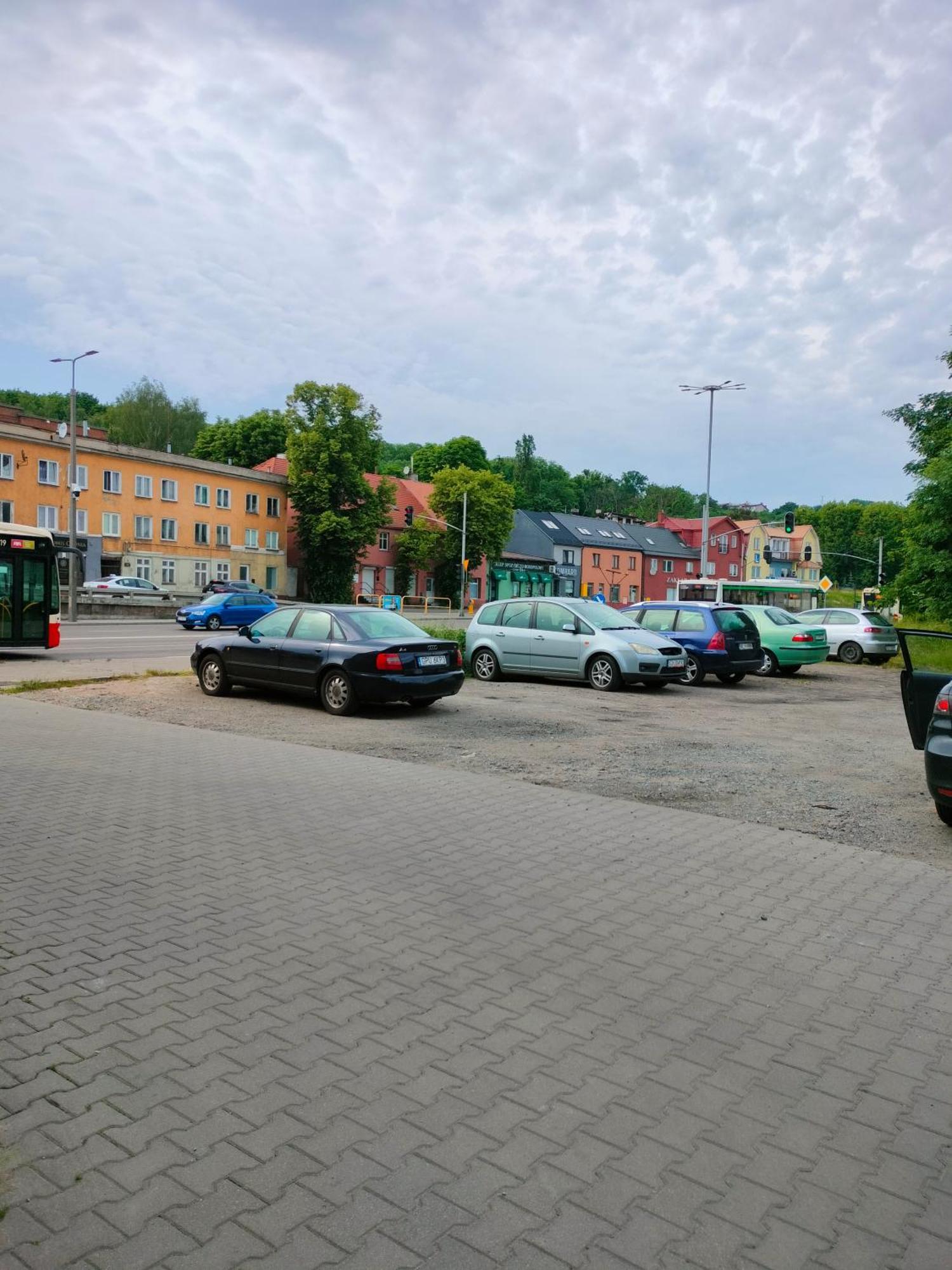Trakt Swietego Wojciecha 57 B *